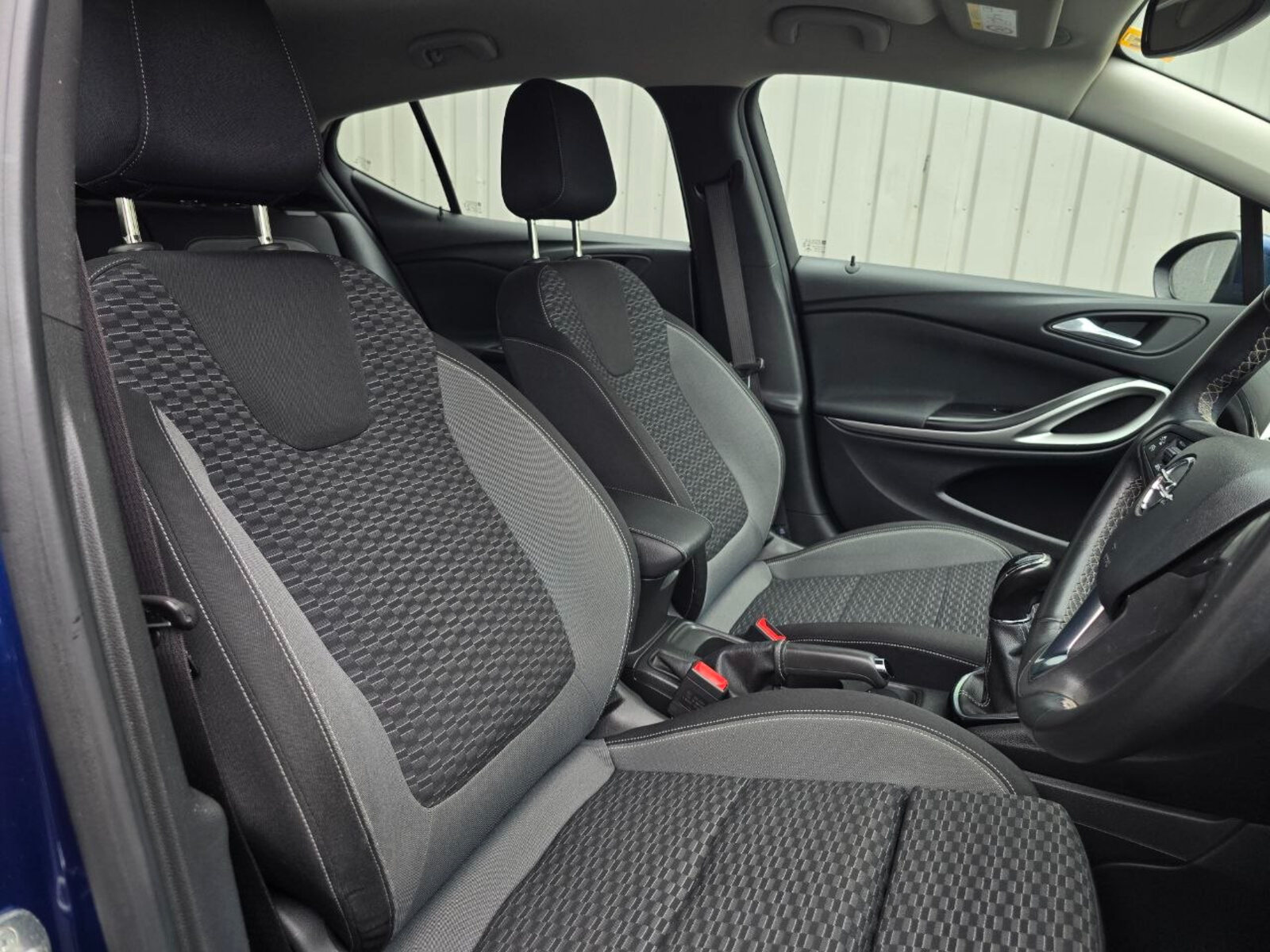 2021 Opel Astra 1.5 D - Image 13