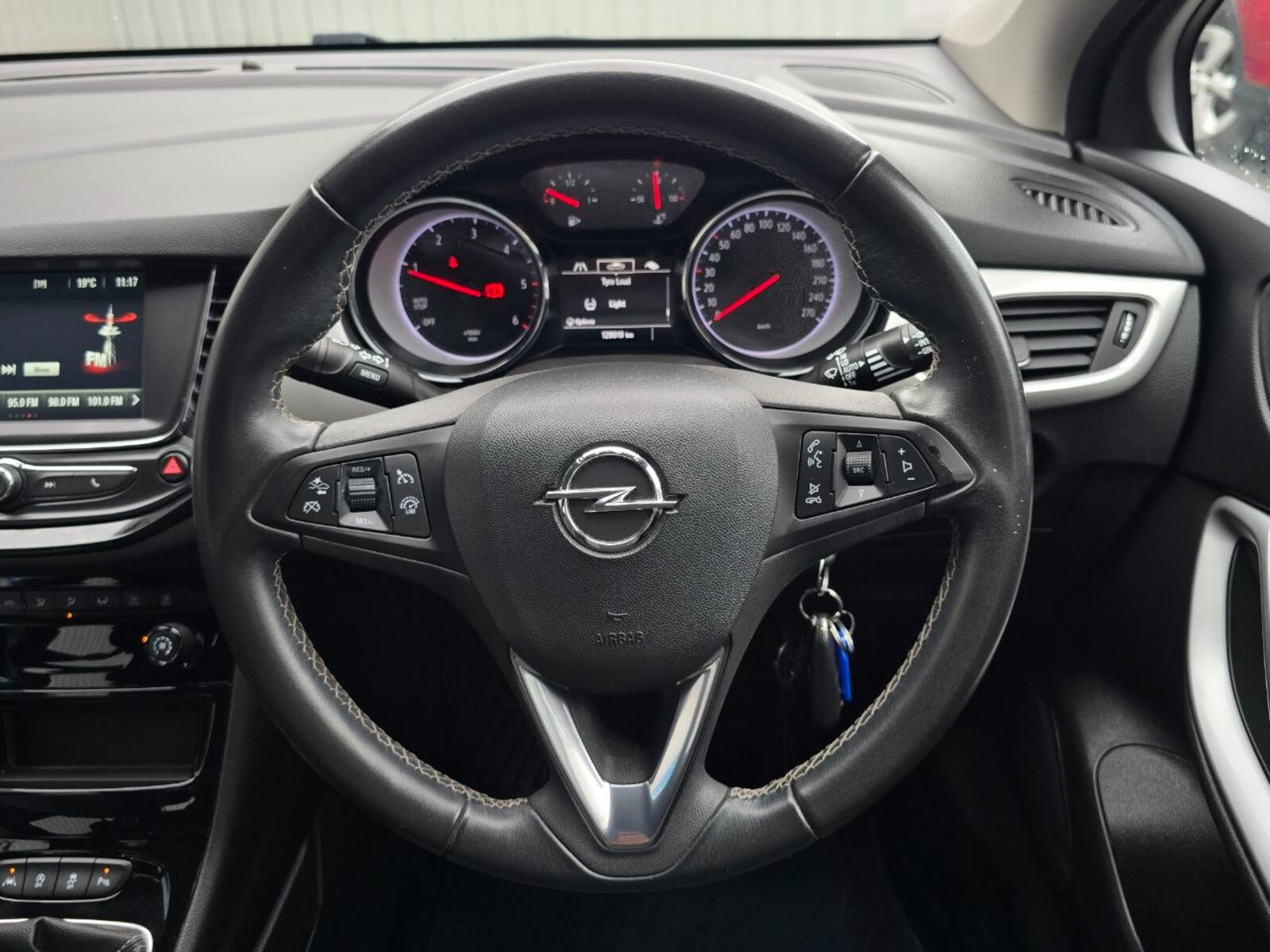 2021 Opel Astra 1.5 D - Image 17