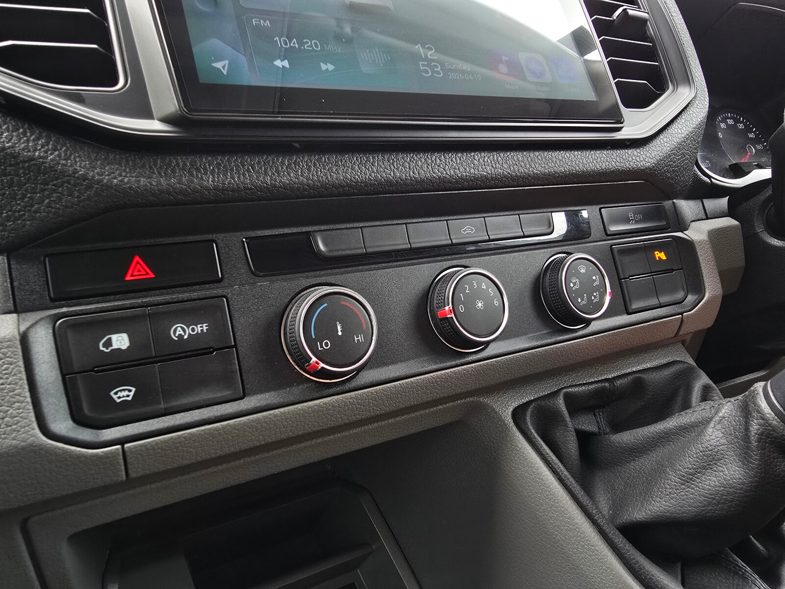 2023 Volkswagen Crafter 2.0D - Image 11