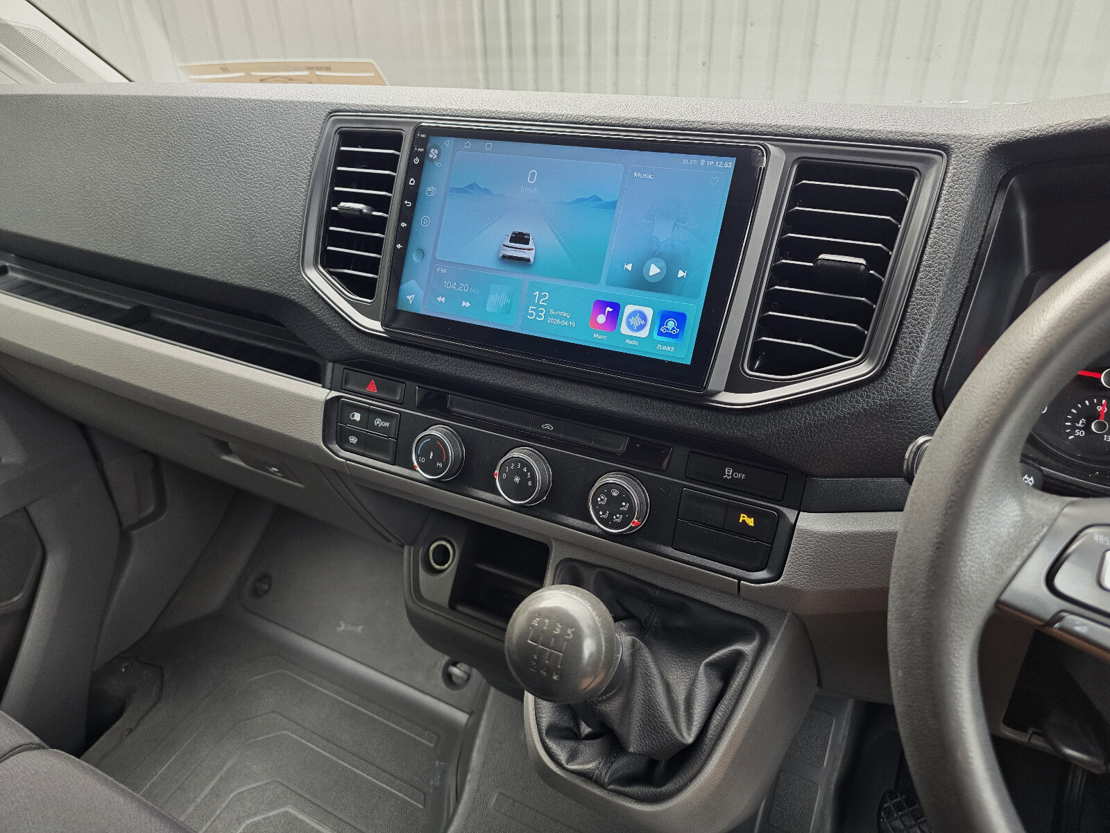 2023 Volkswagen Crafter 2.0D - Image 12