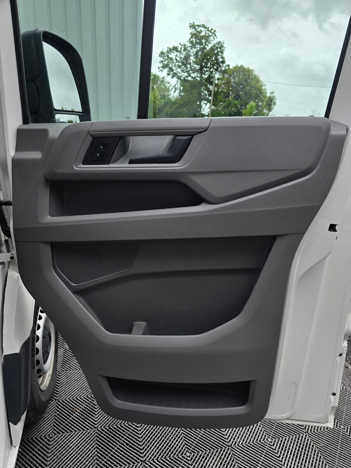 2023 Volkswagen Crafter 2.0D - Image 14