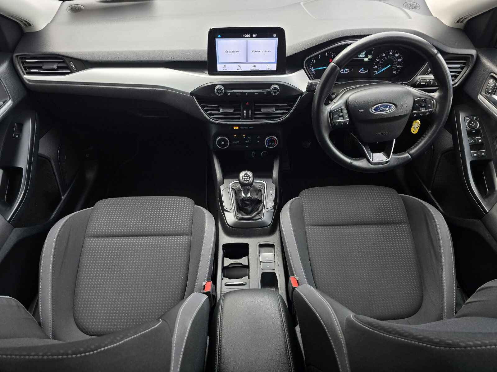 2019 Ford Focus 1.0 PETROL - Image 11