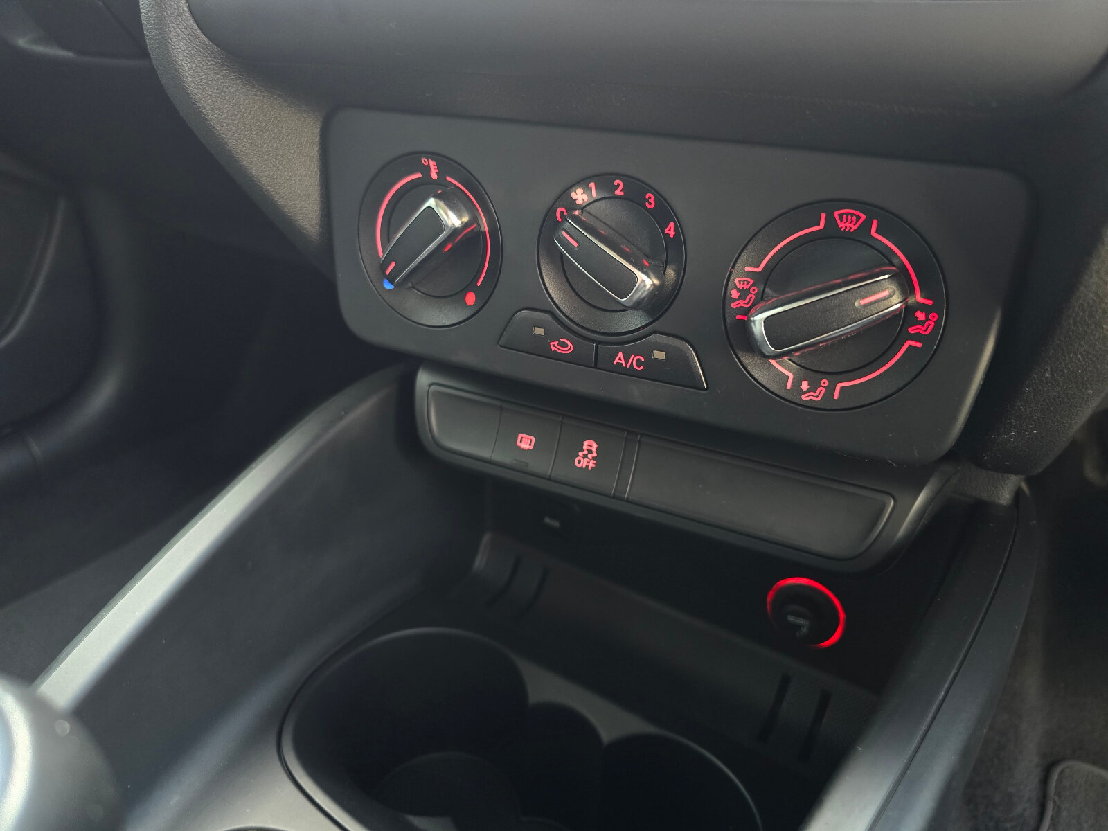 2016 Audi A1 1.4TDI S Line - Image 15