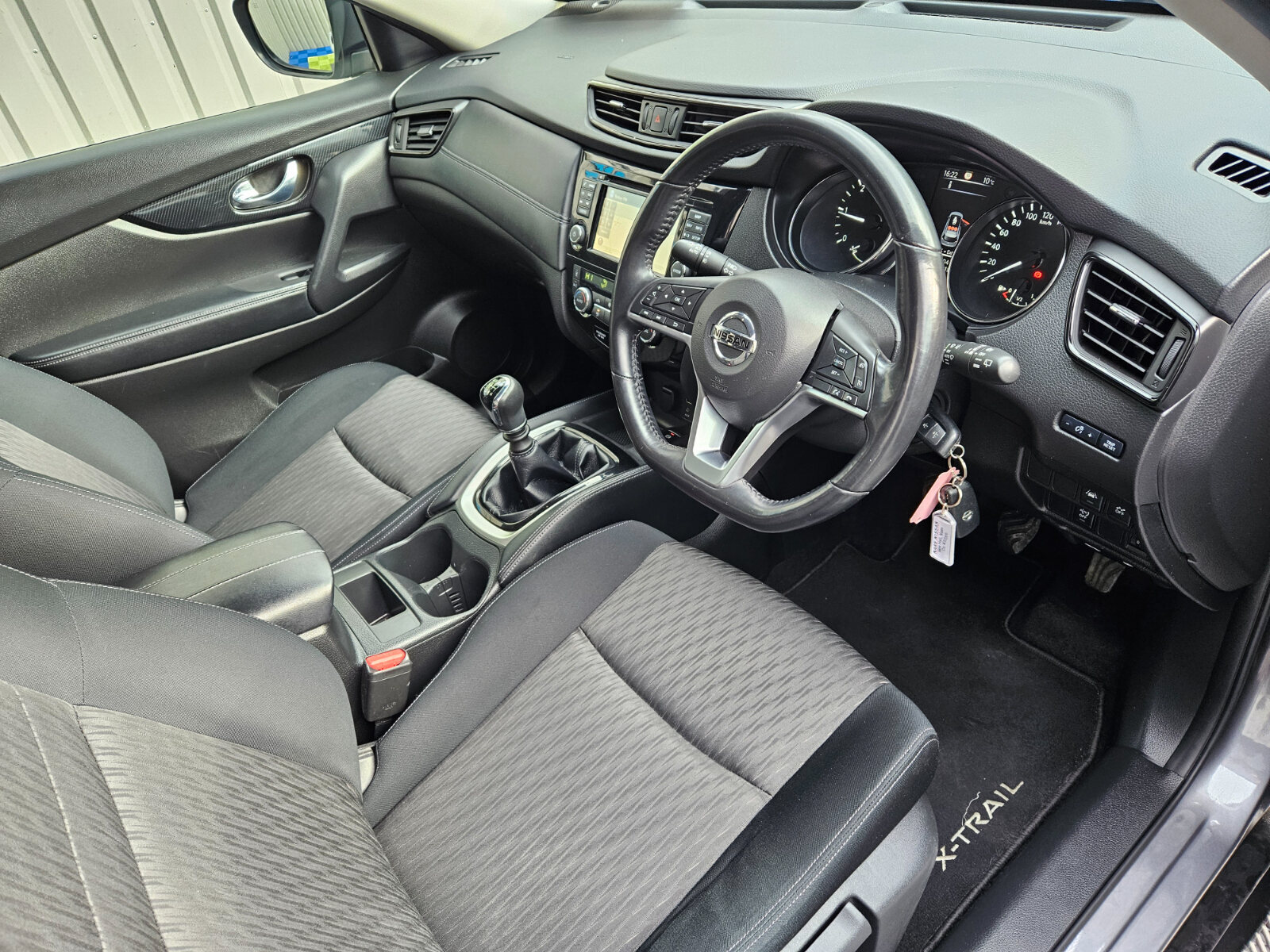 2020 Nissan X-Trail SV 1.7 DCi 5 Seater - Image 12