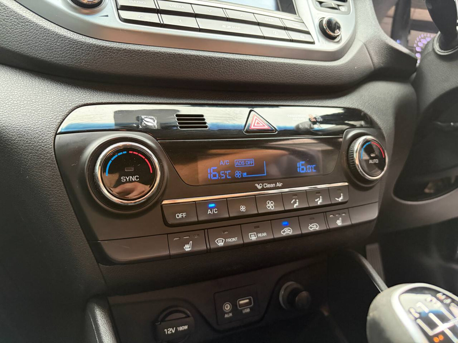 2016 Hyundai Tucson 1.7 D Executive - Image 15