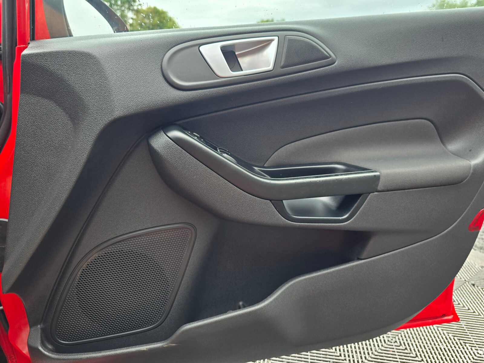 2017 Ford Fiesta ST-LINE 1.0 PETROL - Image 19