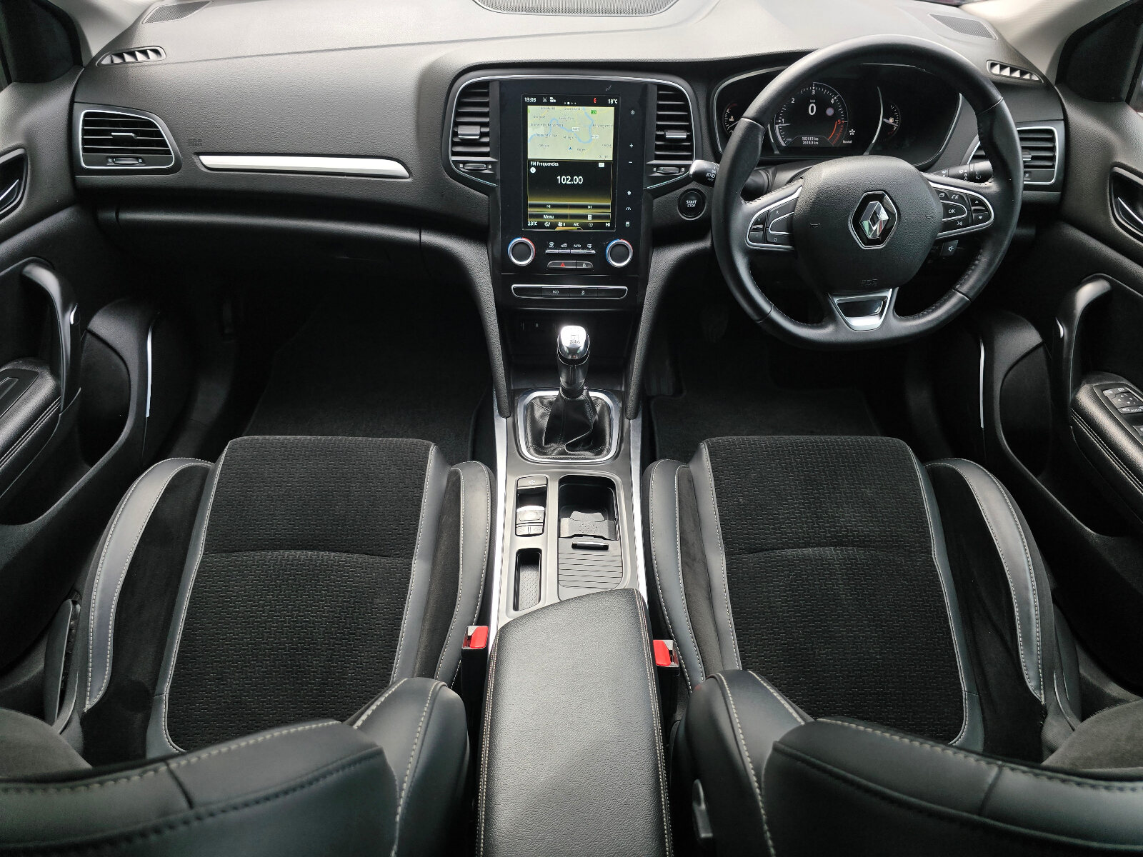 2018 Renault Megane 1.5 dCi DYNAMIQUE NAV - Image 11