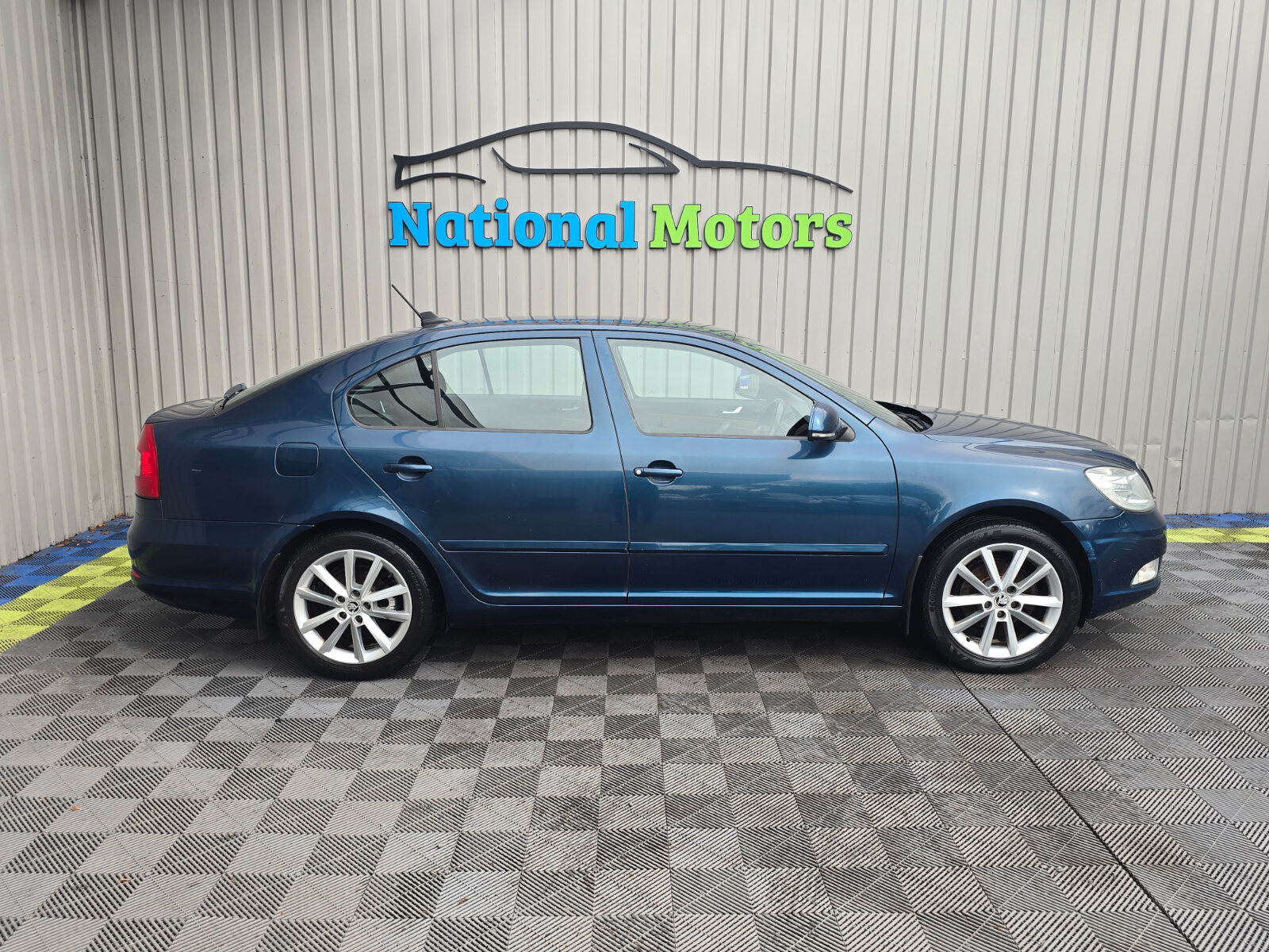 2012 Skoda Octavia 1.6 Elegance - Image 2