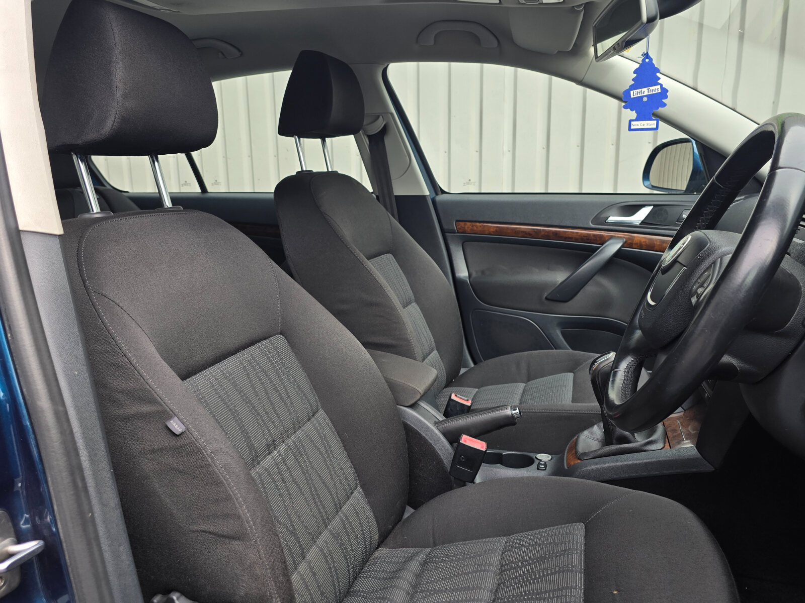 2012 Skoda Octavia 1.6 Elegance - Image 8