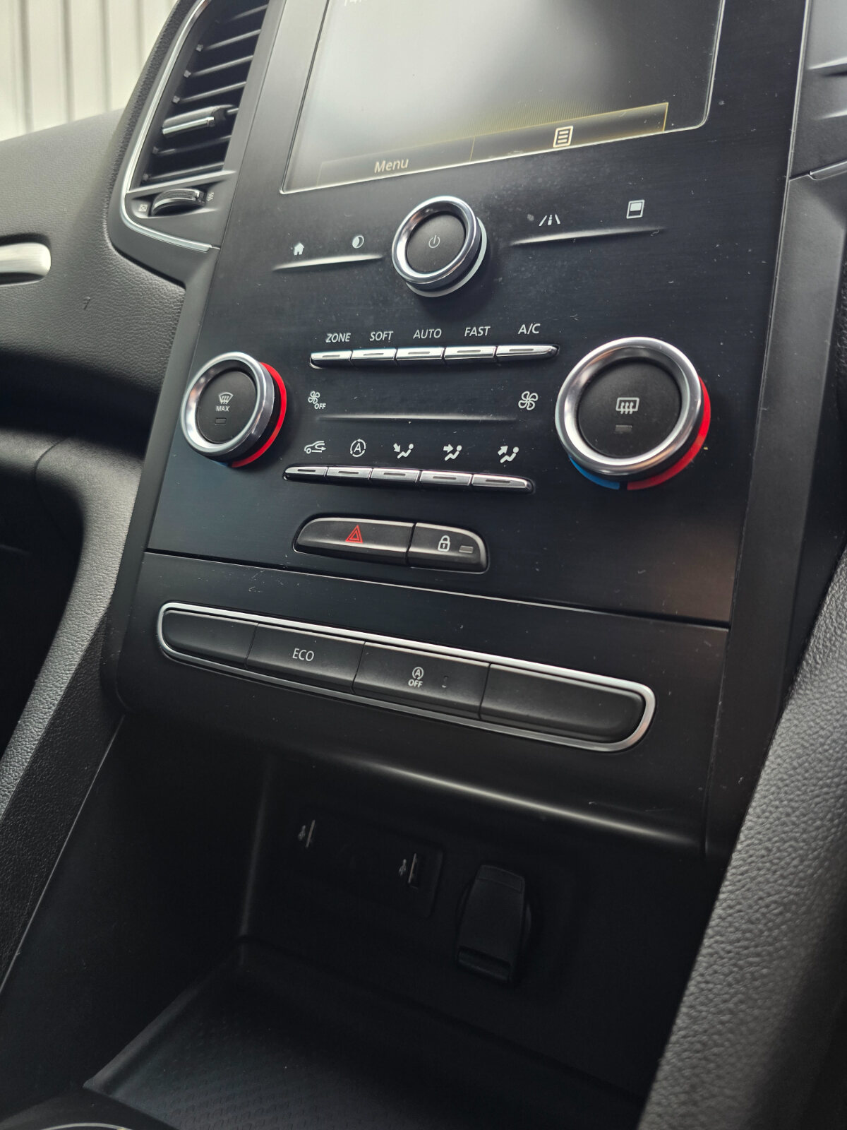 2019 Renault Megane 1.5 dCi ICONIC - Image 15