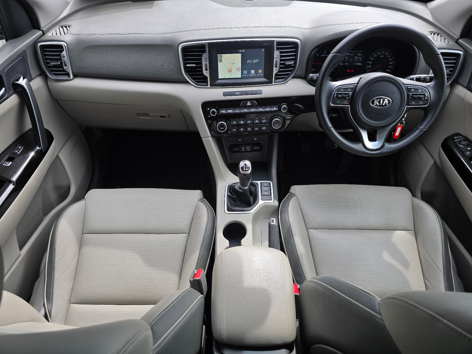 2018 Kia Sportage 1.7 PLATINUM - Image 11