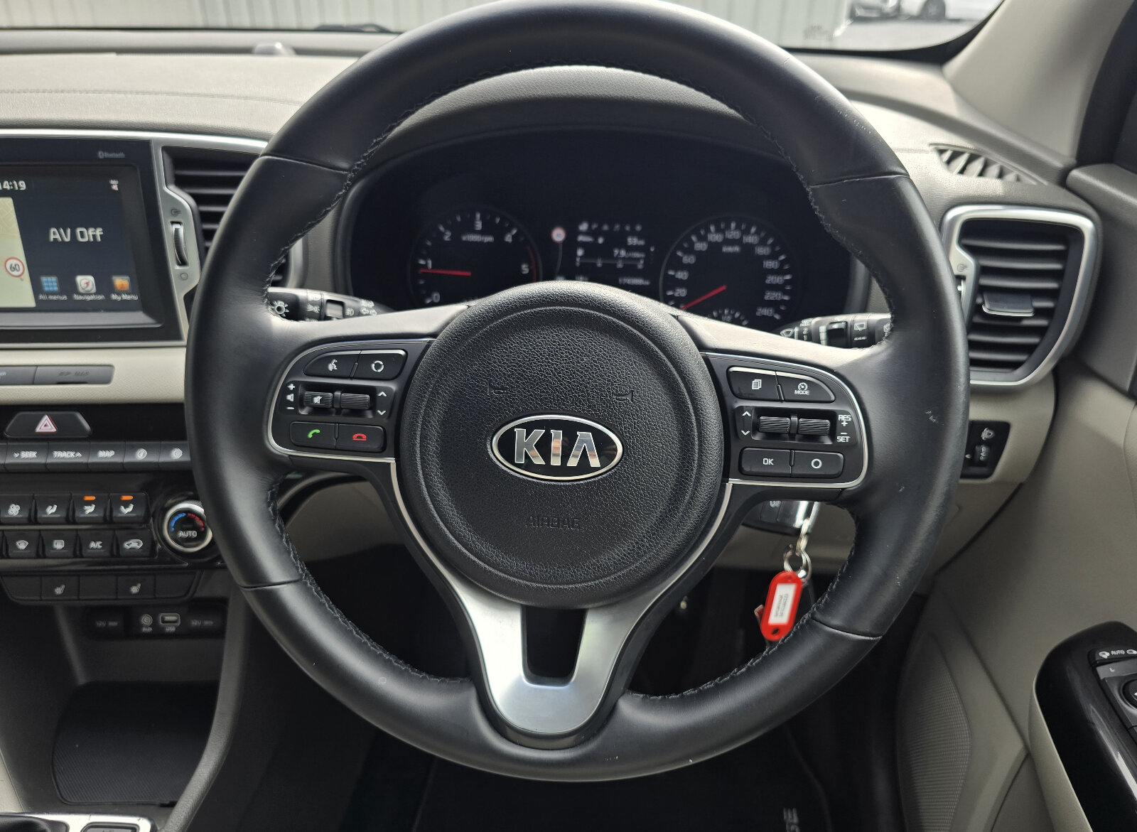 2018 Kia Sportage 1.7 PLATINUM - Image 18
