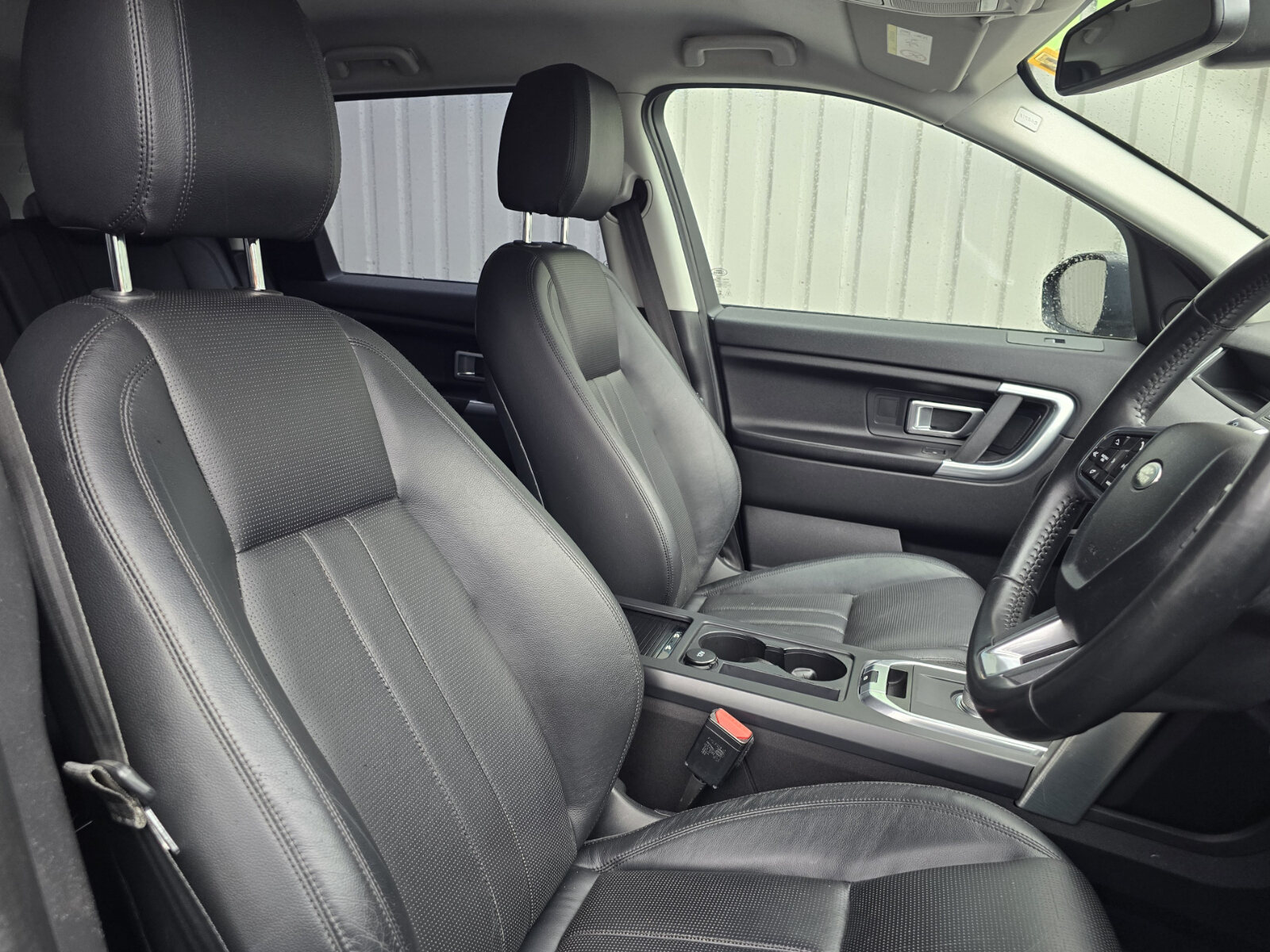 2016  Discovery Sport 2.0 TD4 AUTO SE - Image 10