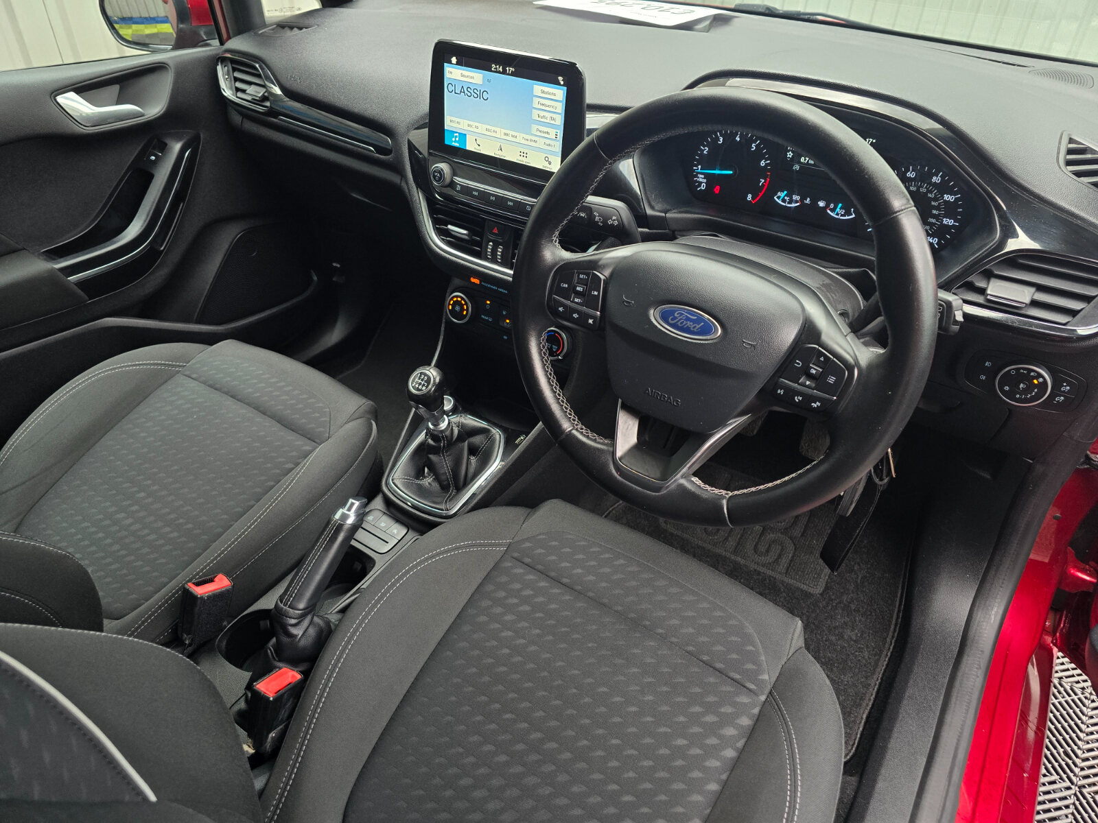 2018 Ford Fiesta 83k mi ZETEC 1.0 Petrol - Image 13