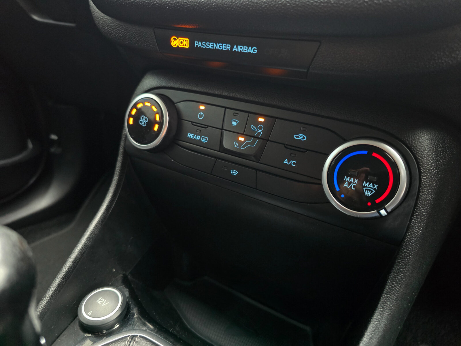 2018 Ford Fiesta 83k mi ZETEC 1.0 Petrol - Image 16