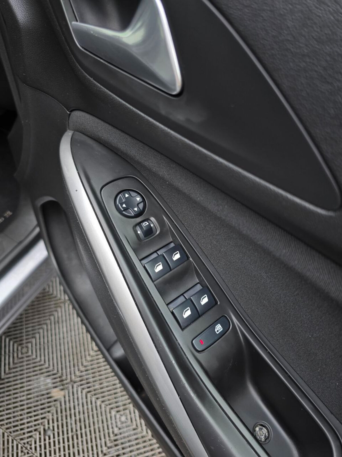 2019 Opel Grandland X SC 1.6 Turbo D - Image 19