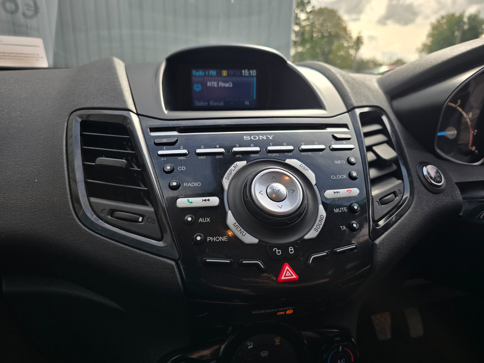 2014 Ford Fiesta TITANIUM 1.0 PETROL - Image 14