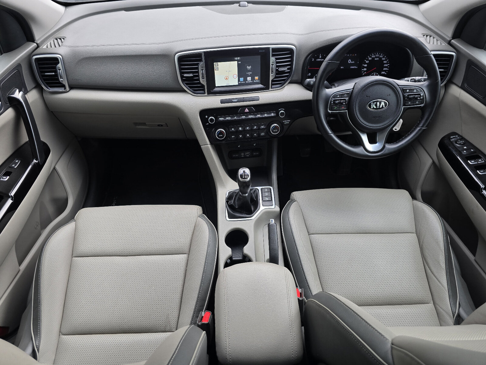 2018 Kia Sportage 1.7 PLATINUM S - Image 10