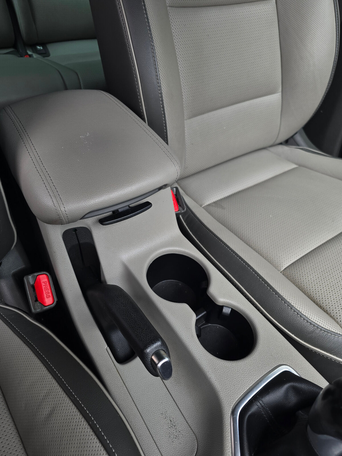 2018 Kia Sportage 1.7 PLATINUM S - Image 14