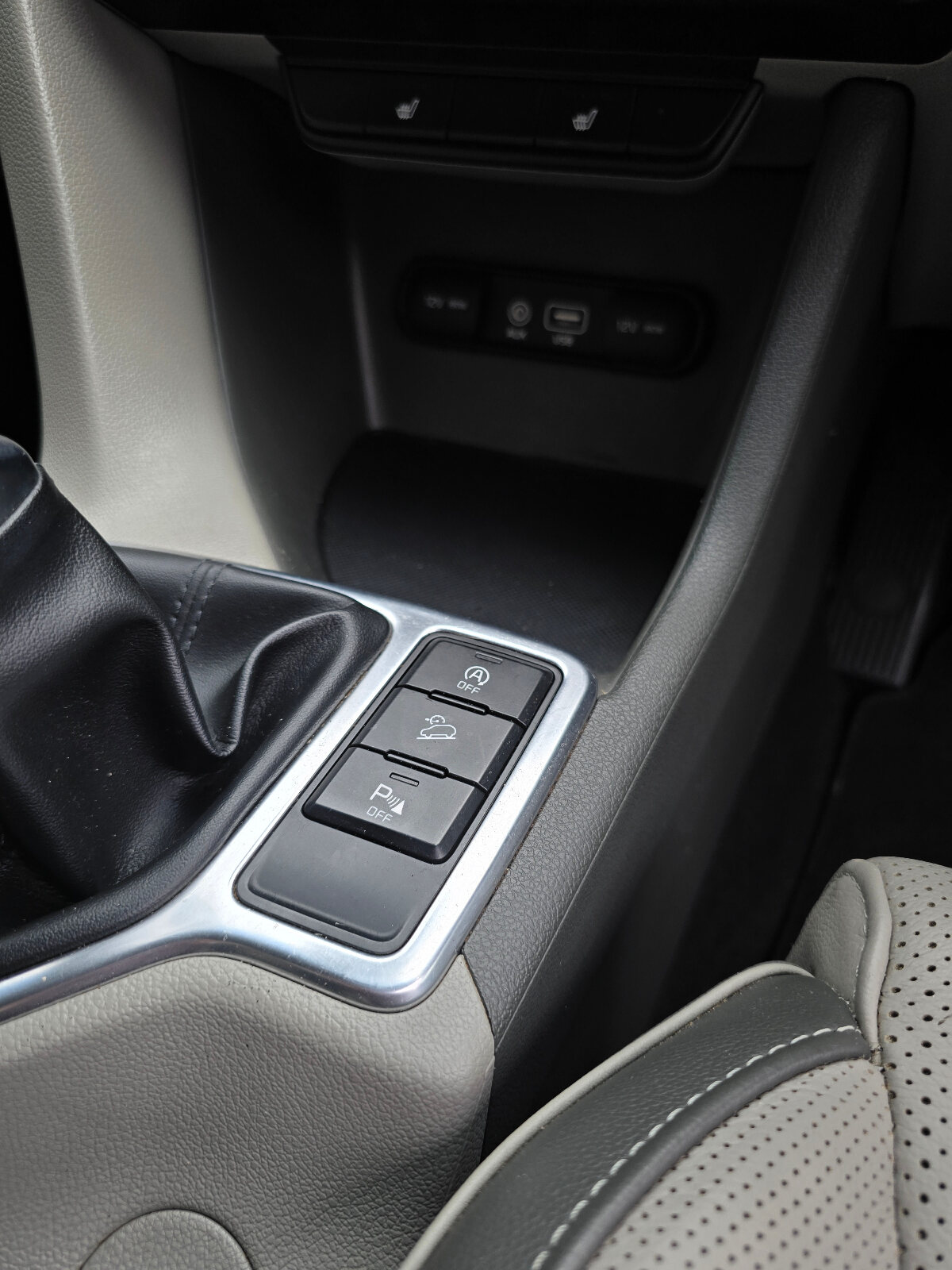 2018 Kia Sportage 1.7 PLATINUM S - Image 15