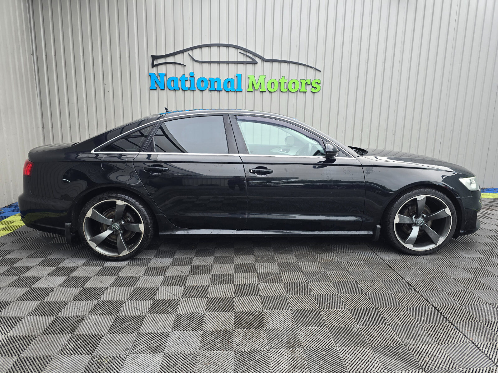 2015 Audi A6 2.0TDI Ultra S-Tronic Automatic - Image 2