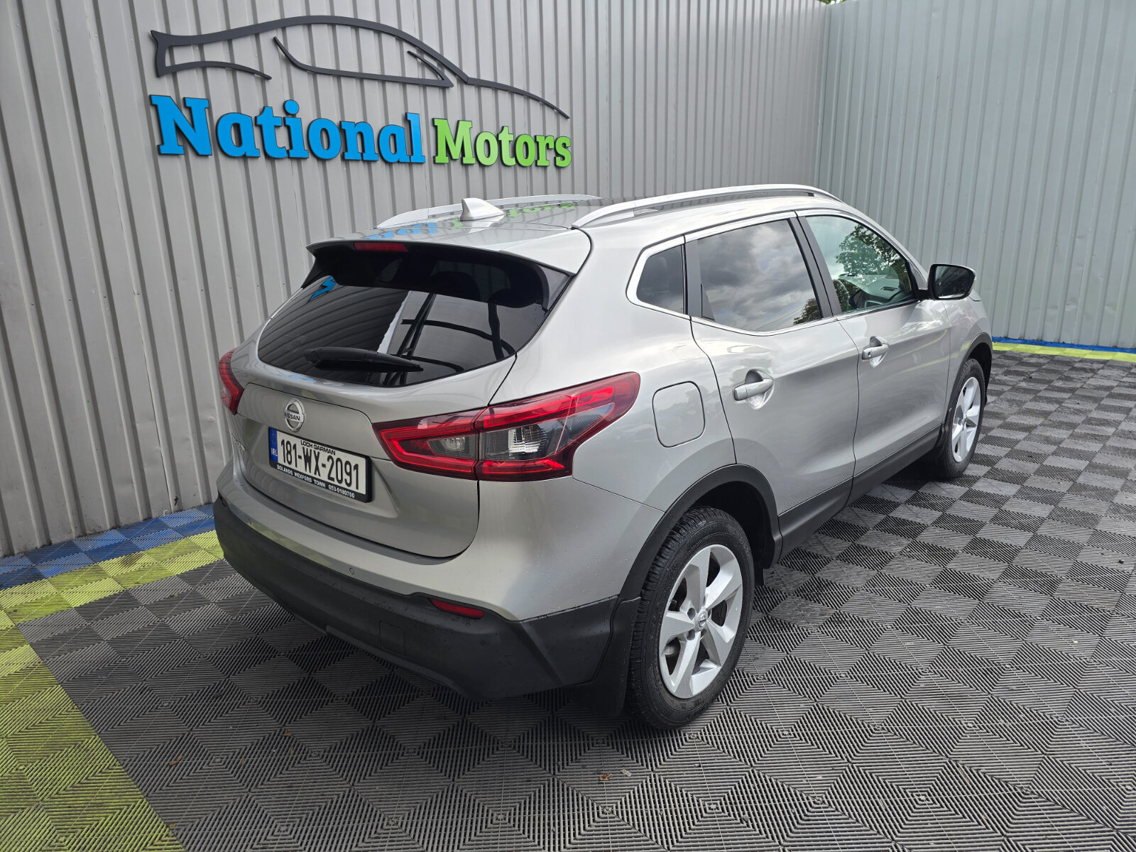 2018 Nissan Qashqai 1.2 PETROL SV - Image 3