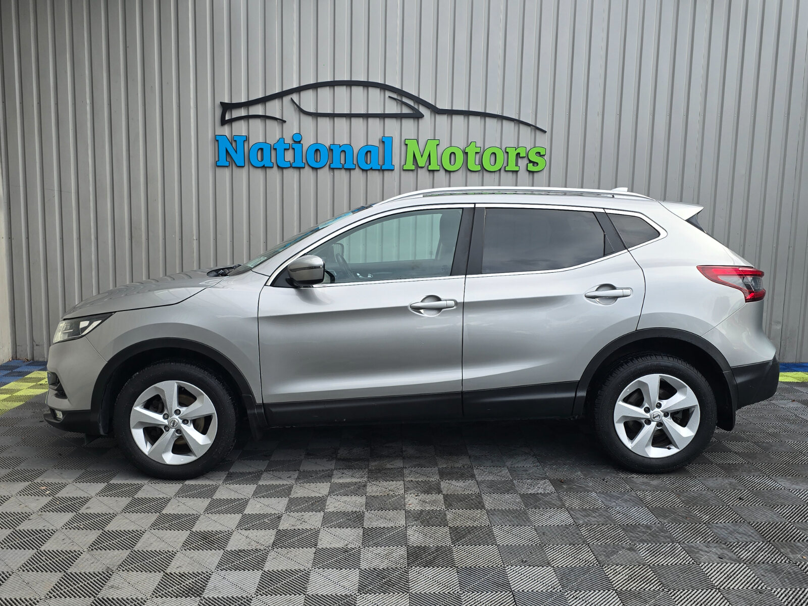 2018 Nissan Qashqai 1.2 PETROL SV - Image 7