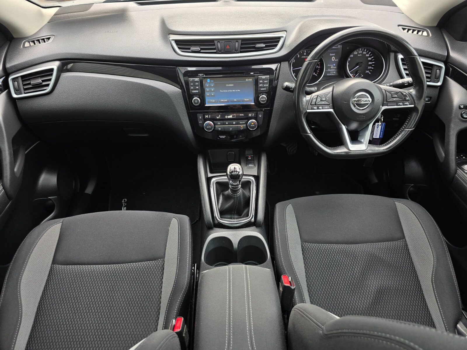 2018 Nissan Qashqai 1.2 PETROL SV - Image 11