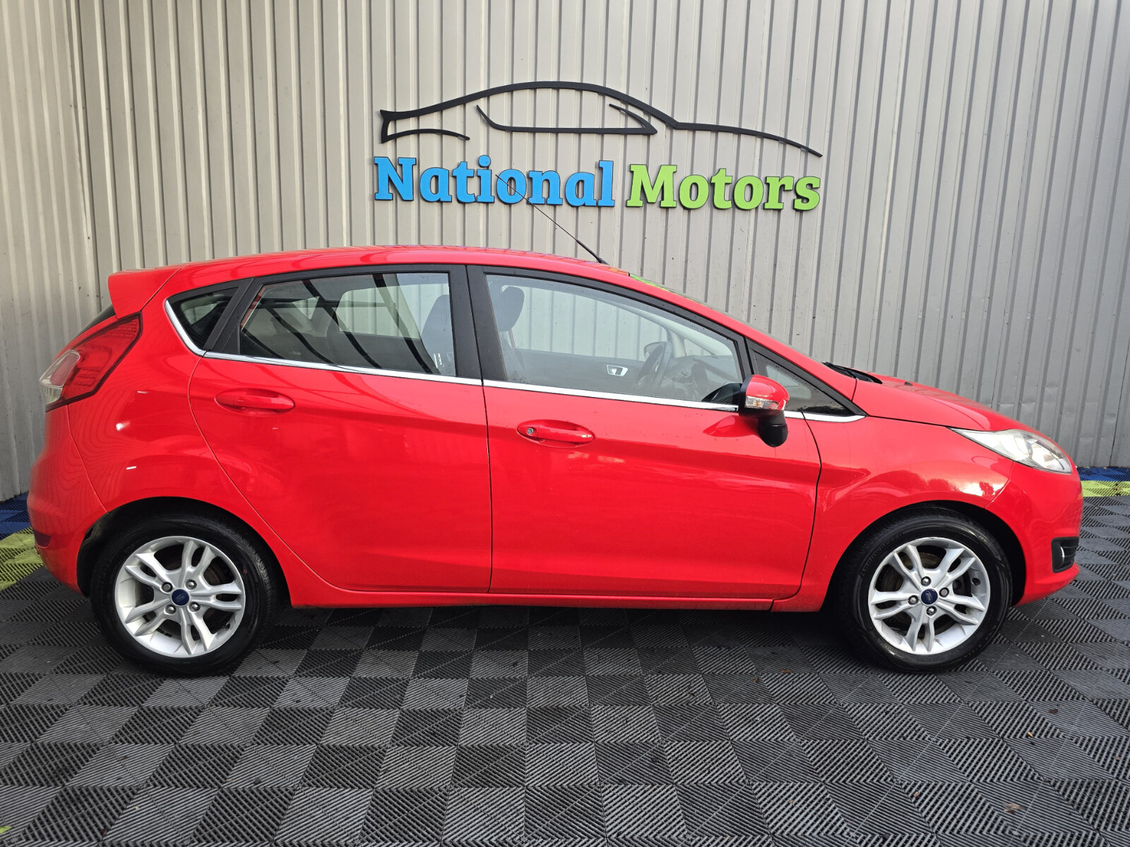 2014 Ford Fiesta 138k mi ZETEC 1.0 Petrol - Image 2