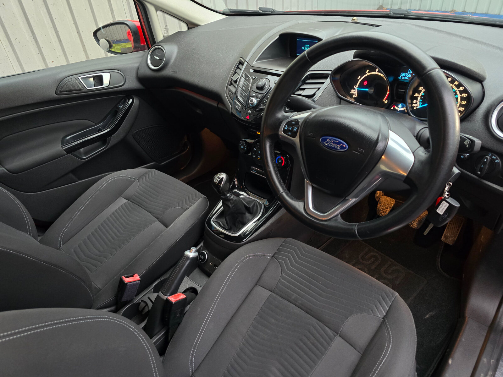 2014 Ford Fiesta 138k mi ZETEC 1.0 Petrol - Image 12