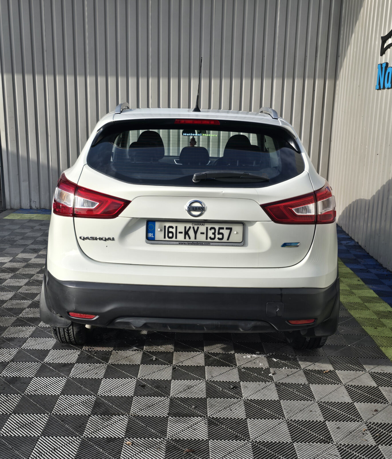 2016 Nissan Qashqai 1.5 Diesel SV - Image 5