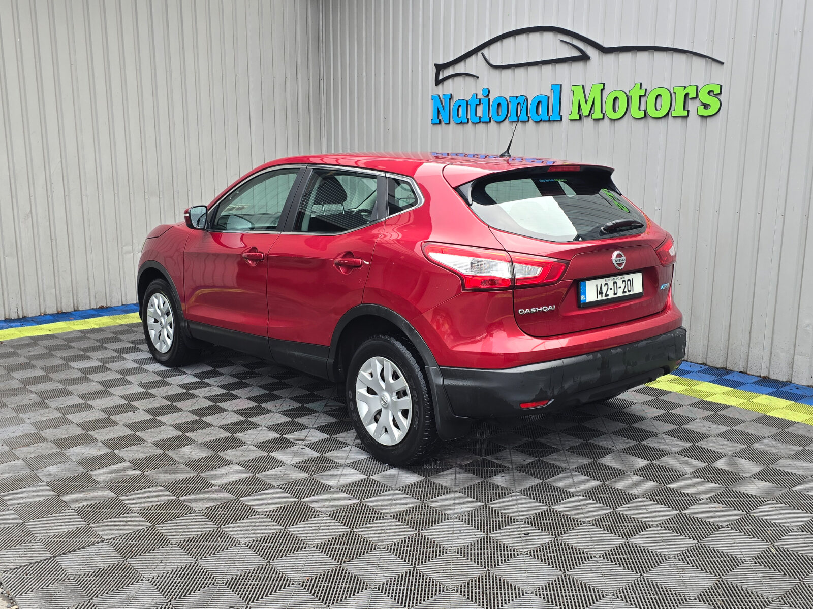 2014 Nissan Qashqai 1.5 Diesel  XE 4DR - Manual - Image 5