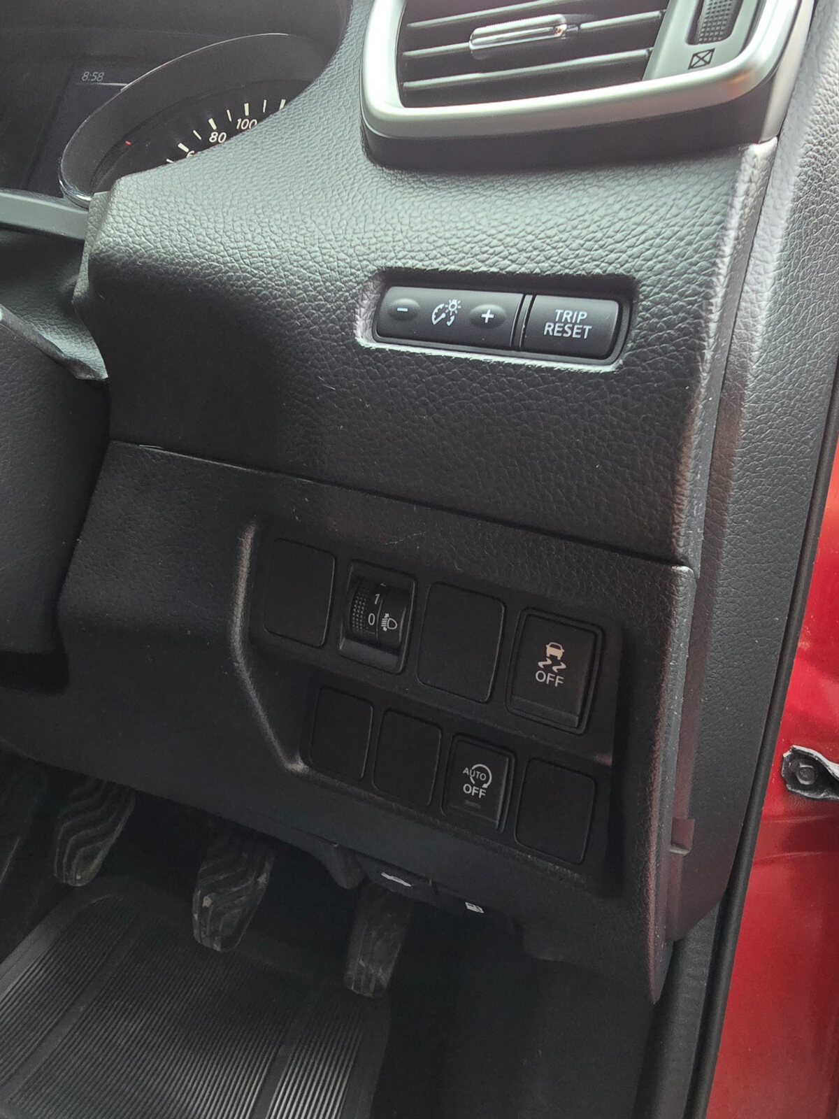 2014 Nissan Qashqai 1.5 Diesel  XE 4DR - Manual - Image 15