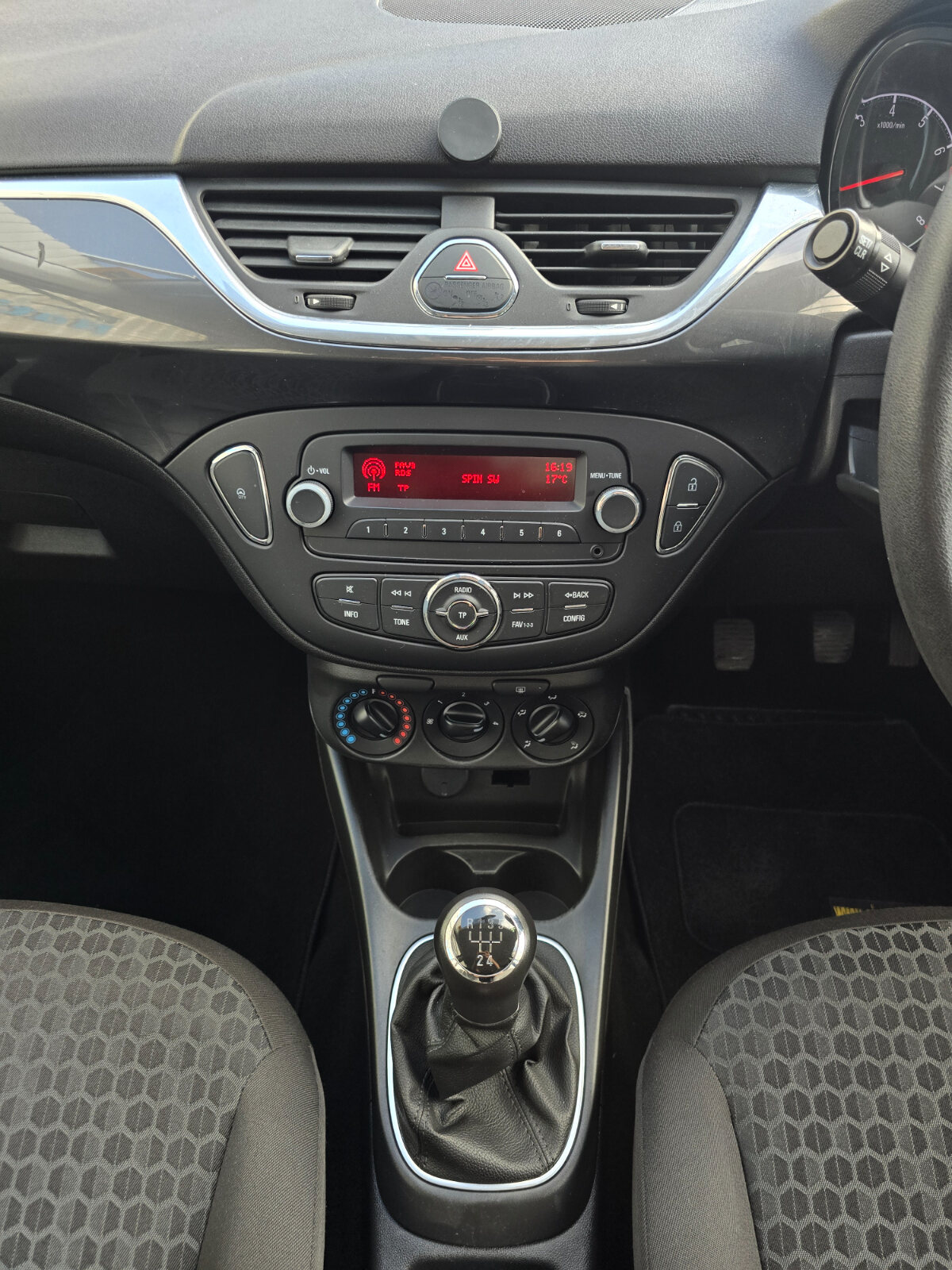 2019 Opel Corsa 1.4 Petrol - Image 12