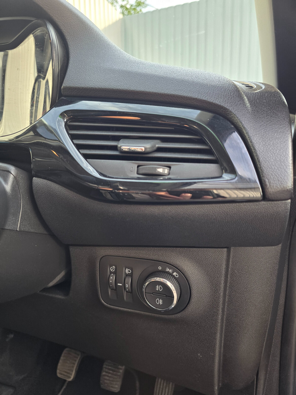 2019 Opel Corsa 1.4 120 Years Edition - Image 17