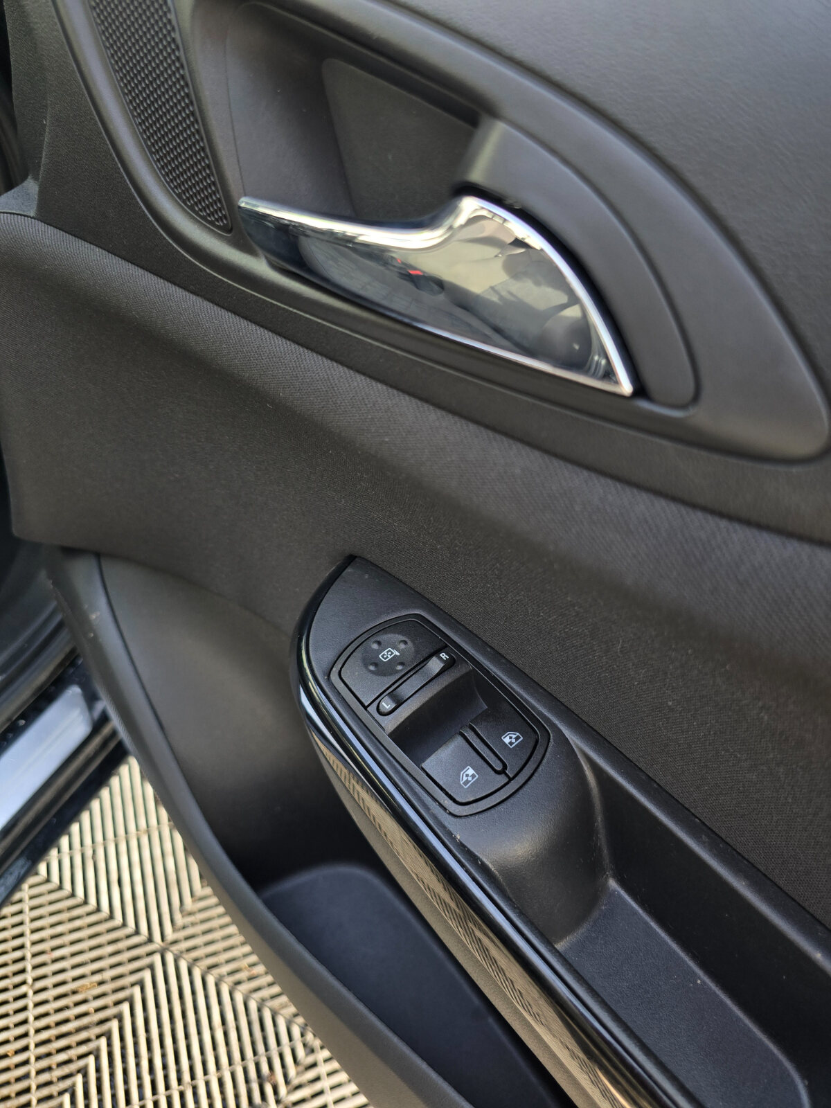 2019 Opel Corsa 1.4 120 Years Edition - Image 19