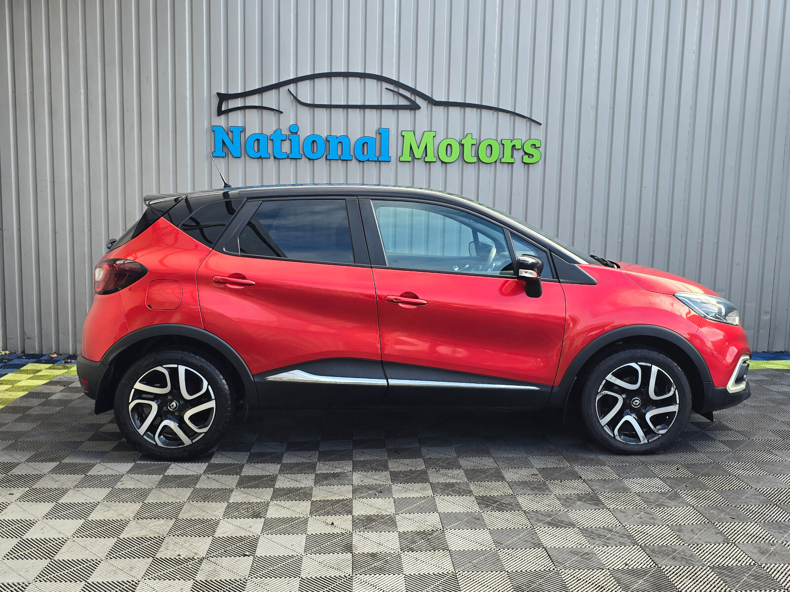 2019 Renault Captur 1.5 dCi ICONIC - Image 2