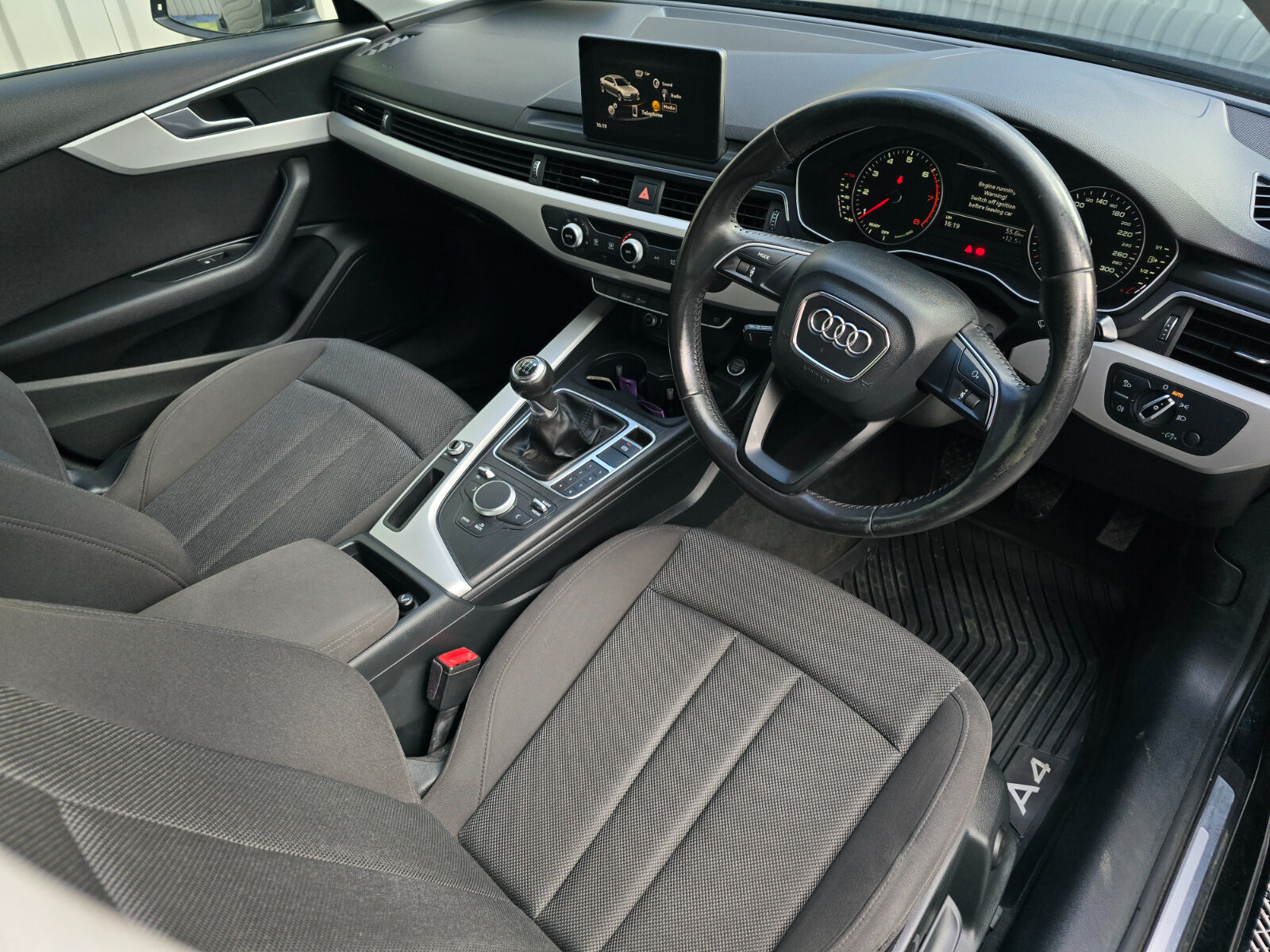 2016 Audi A4 1.4TFSI Attraction - Image 11