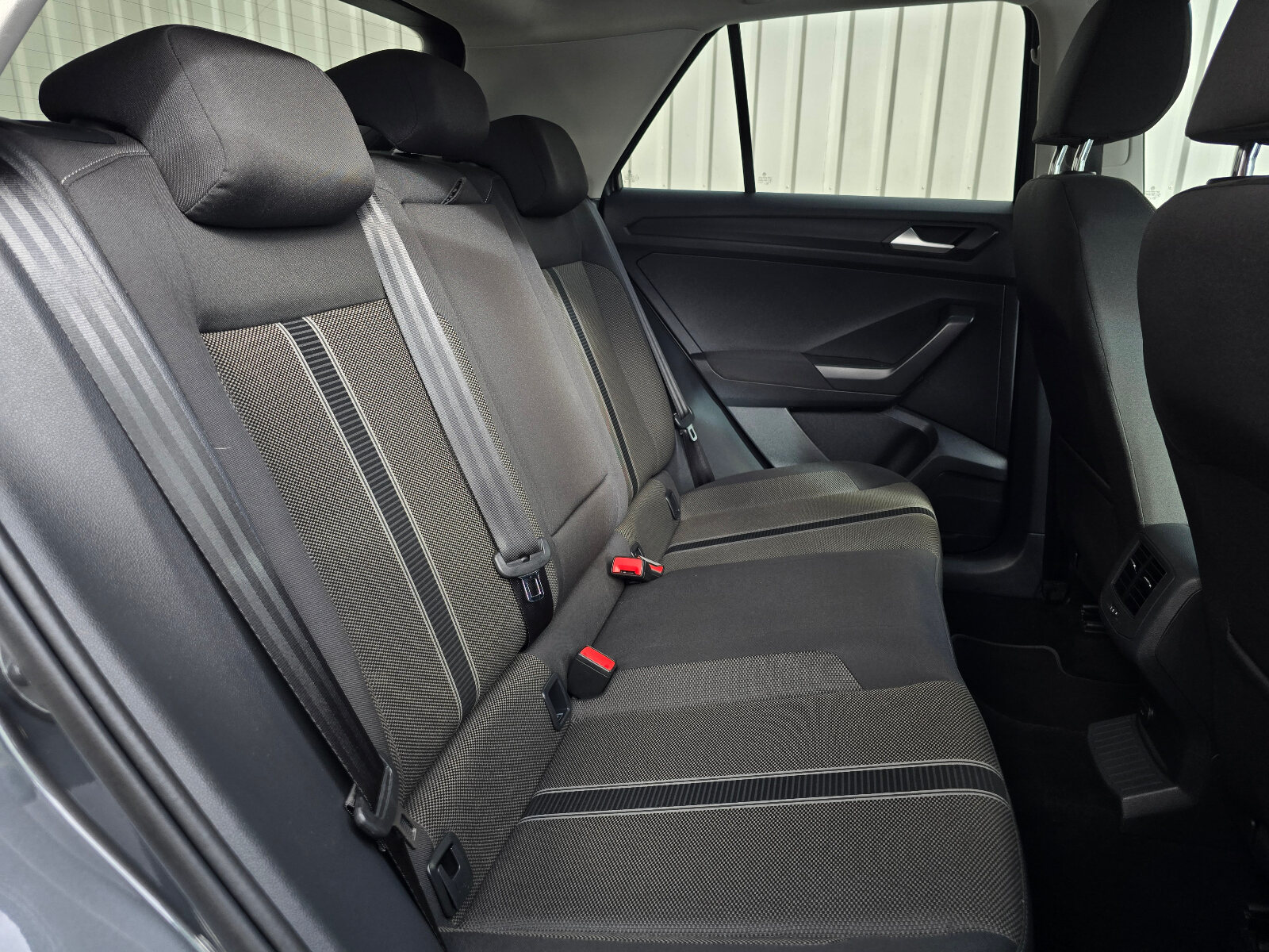 2019 Volkswagen T-Roc 1.6 TDI Design - Image 19