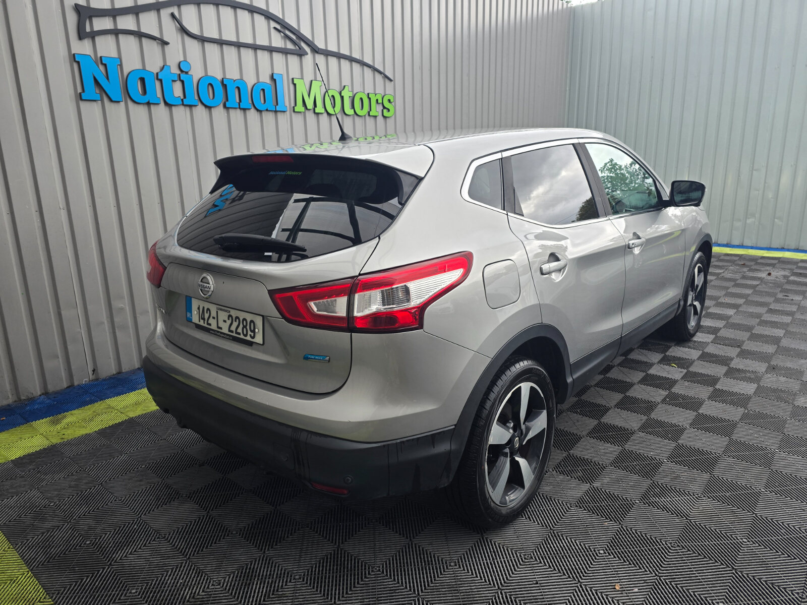 2014 Nissan Qashqai 1.5 DSL SV - Image 3