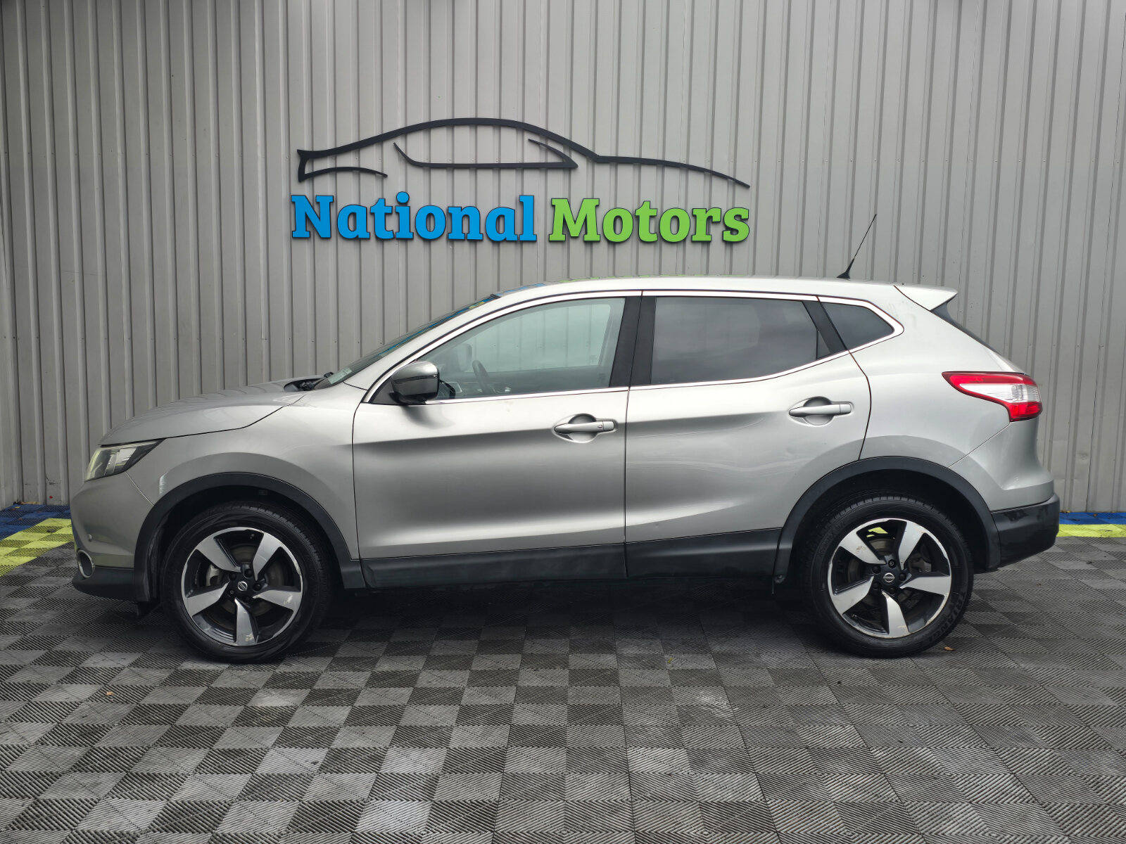 2014 Nissan Qashqai 1.5 DSL SV - Image 7
