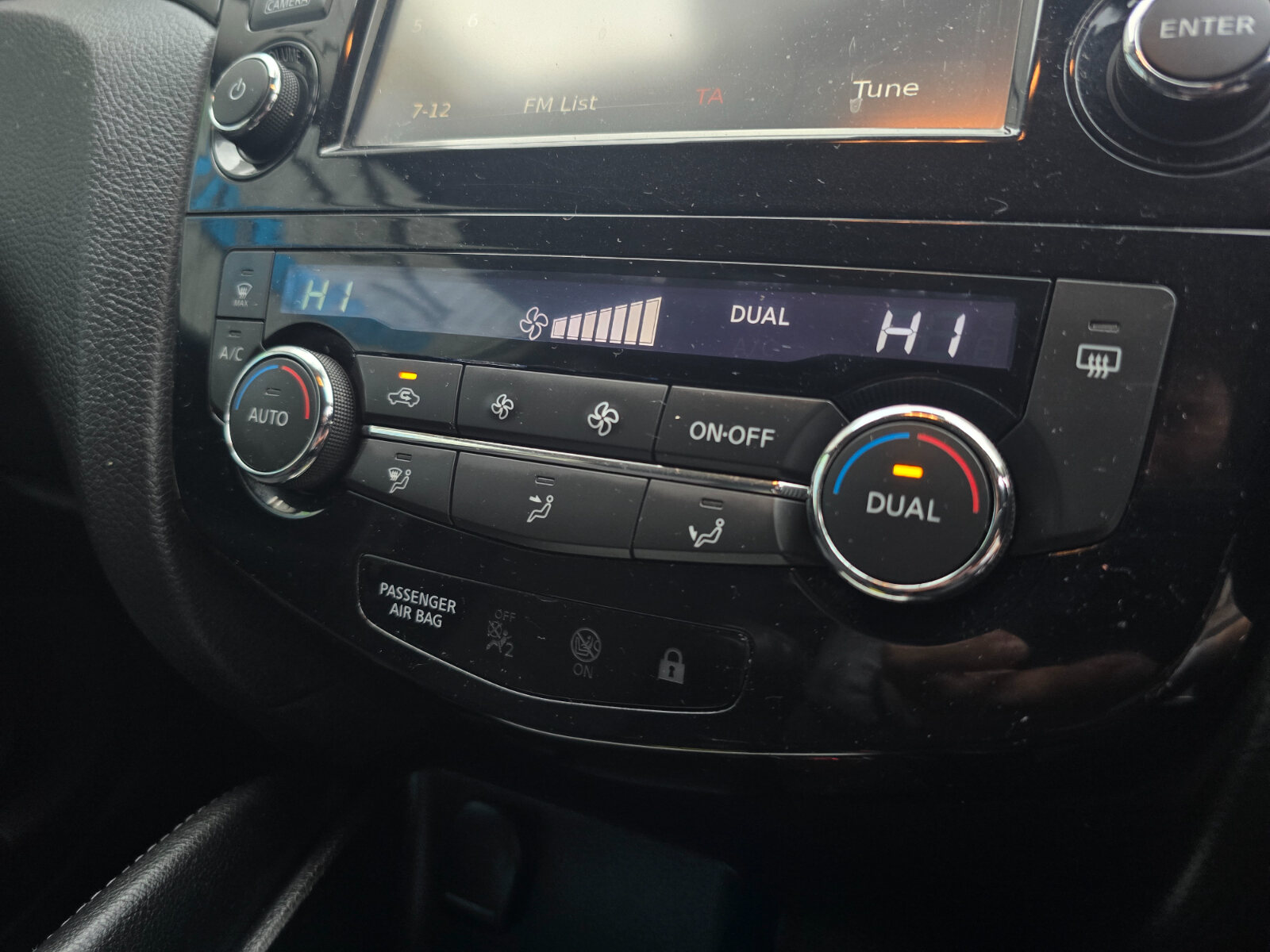 2014 Nissan Qashqai 1.5 DSL SV - Image 16