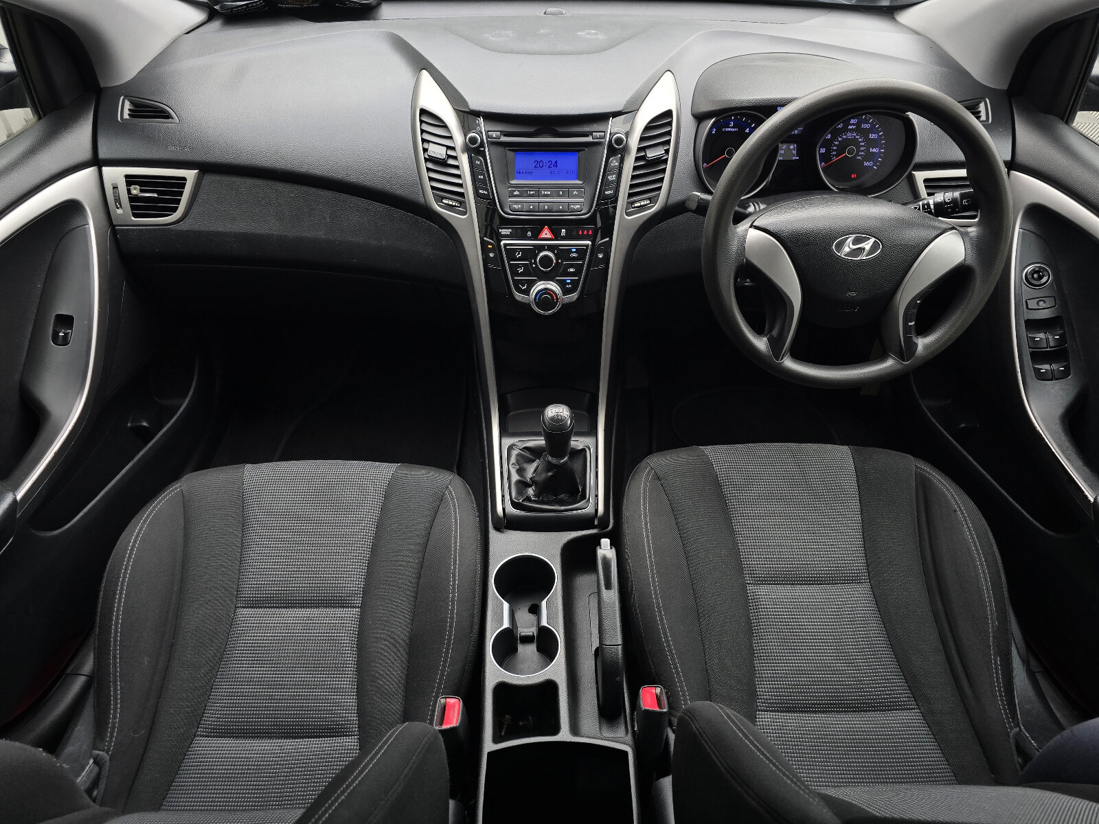 2013 Hyundai i30 1.6 CRDi Classic - Image 10