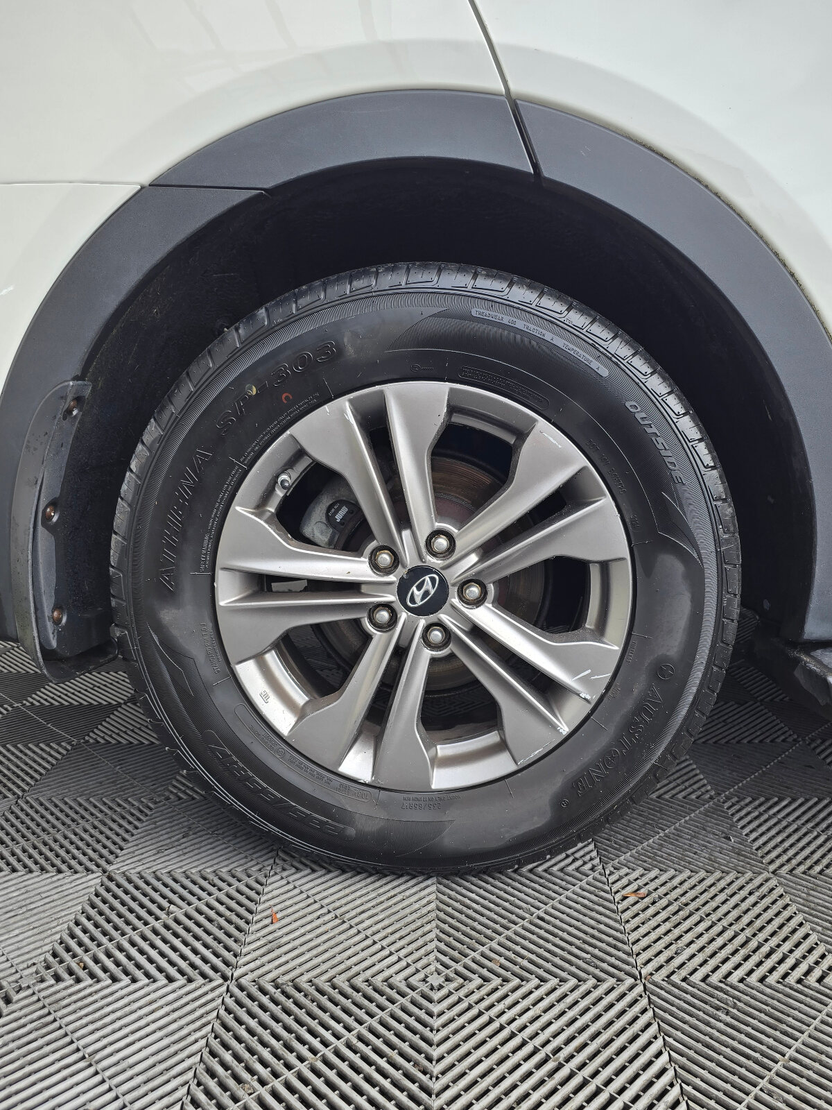 2015 Hyundai Santa Fe 2.2 CRDi Executive - Image 10