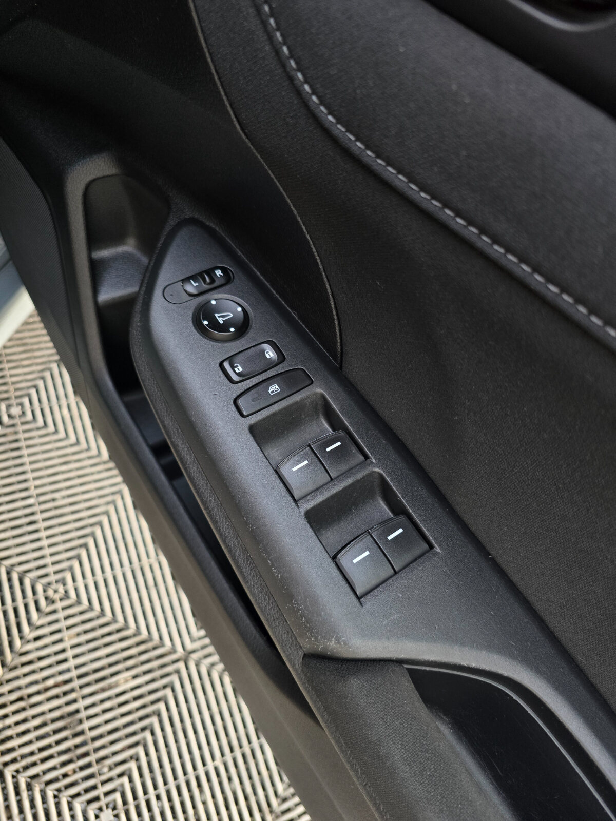 2018 Honda Civic 1.0 i-TECH Smart - Image 20