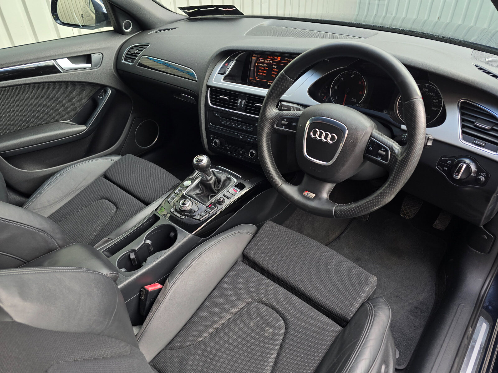 2008 Audi A4 2.0 TDI S LINE - Image 11