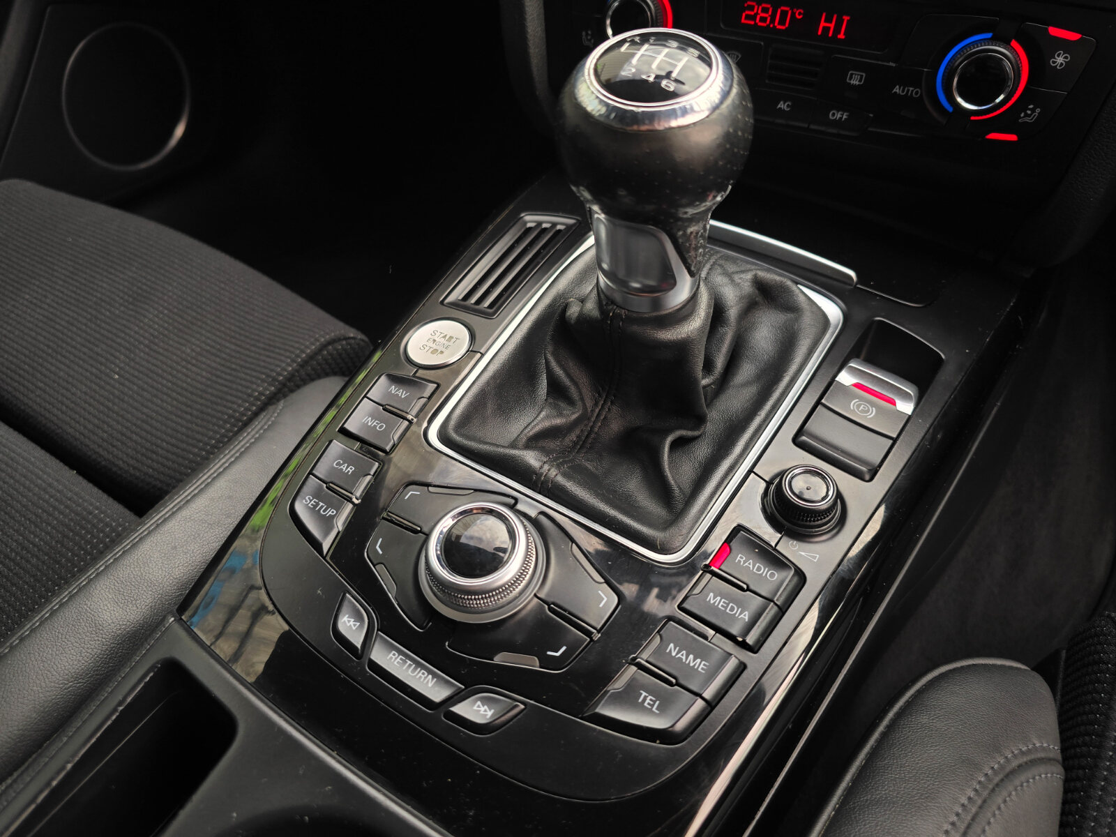 2008 Audi A4 2.0 TDI S LINE - Image 19