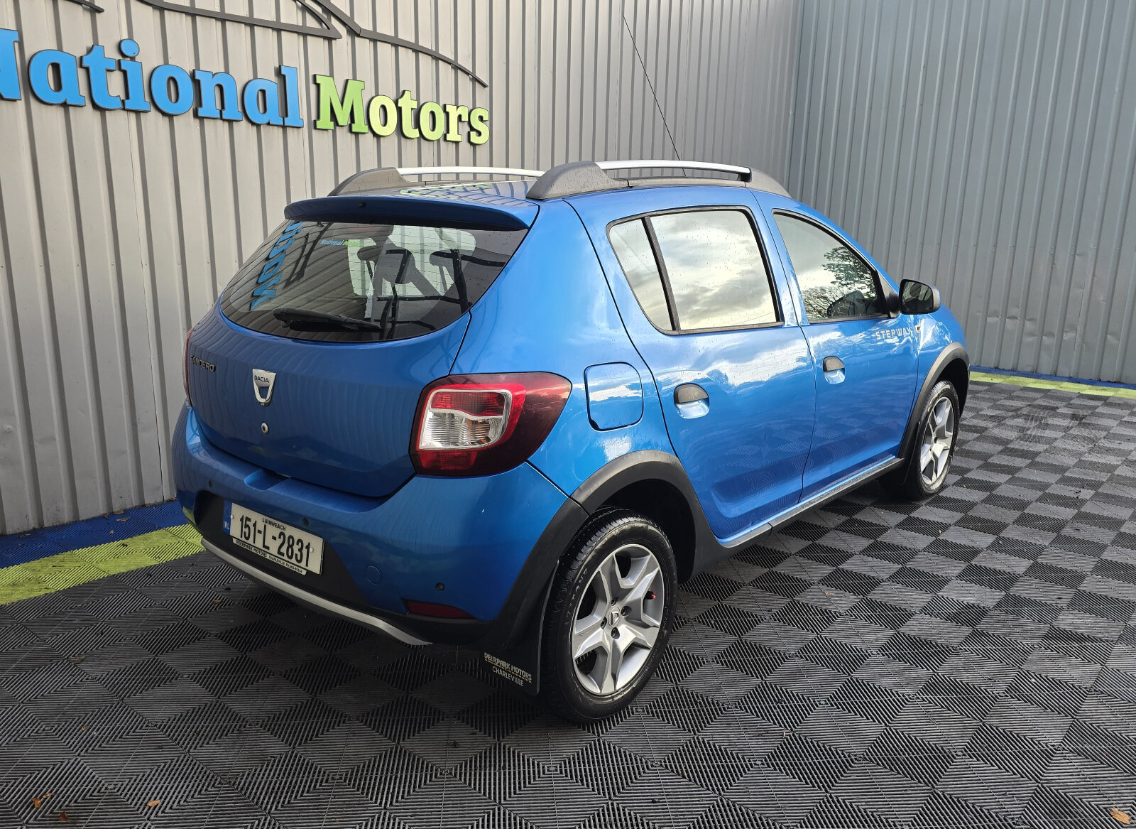 2015 Dacia Sandero Stepway 1.5 dCi SIGNATURE - Image 3