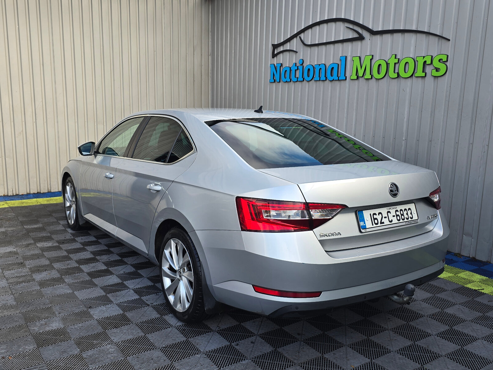 2016 Skoda Superb 2.0 TDI Sportline - Image 6