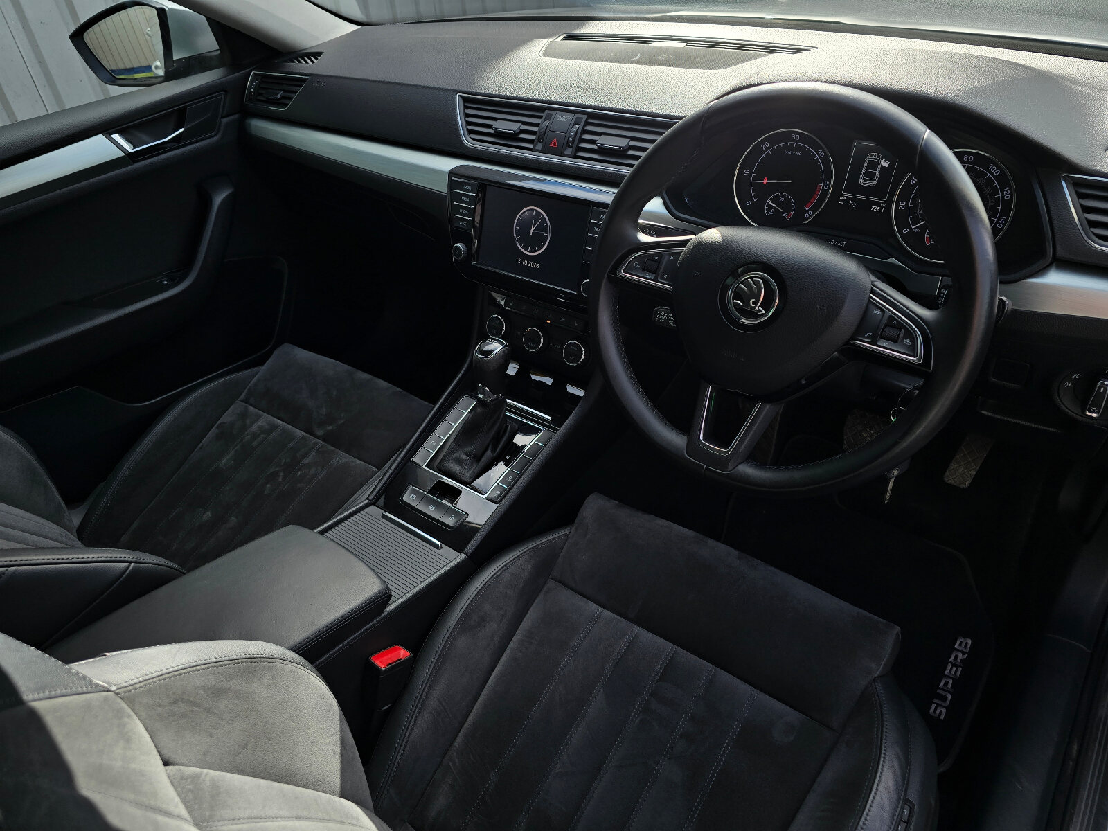 2016 Skoda Superb 2.0 TDI Sportline - Image 12